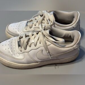 Youth Nike Air Force 1 Low TRIPLE WHITE Shoes Sneakers‎ #314192-117 Size 5.5Y
